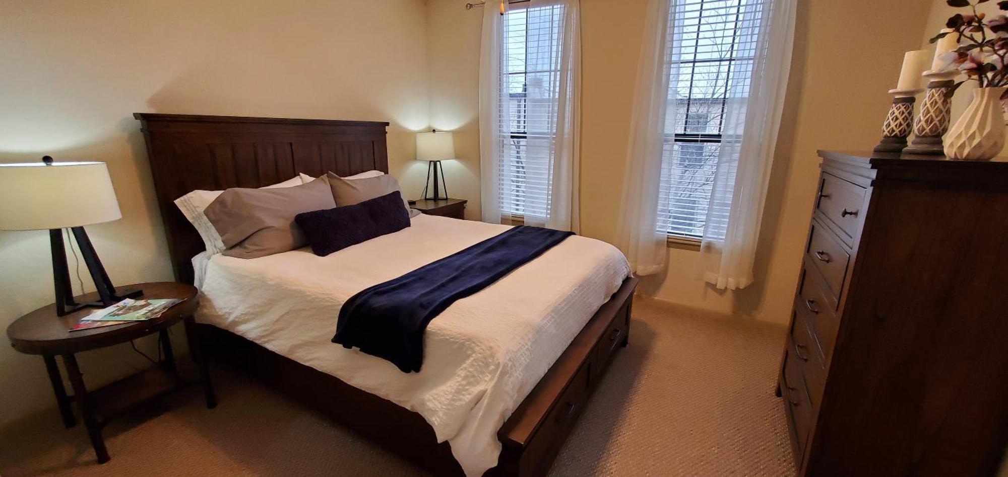 Old Fort Loft King & Queen Suites Nearest Accomodation To Marshals Museum Power Your Ev For Free! Форт-Смит Экстерьер фото