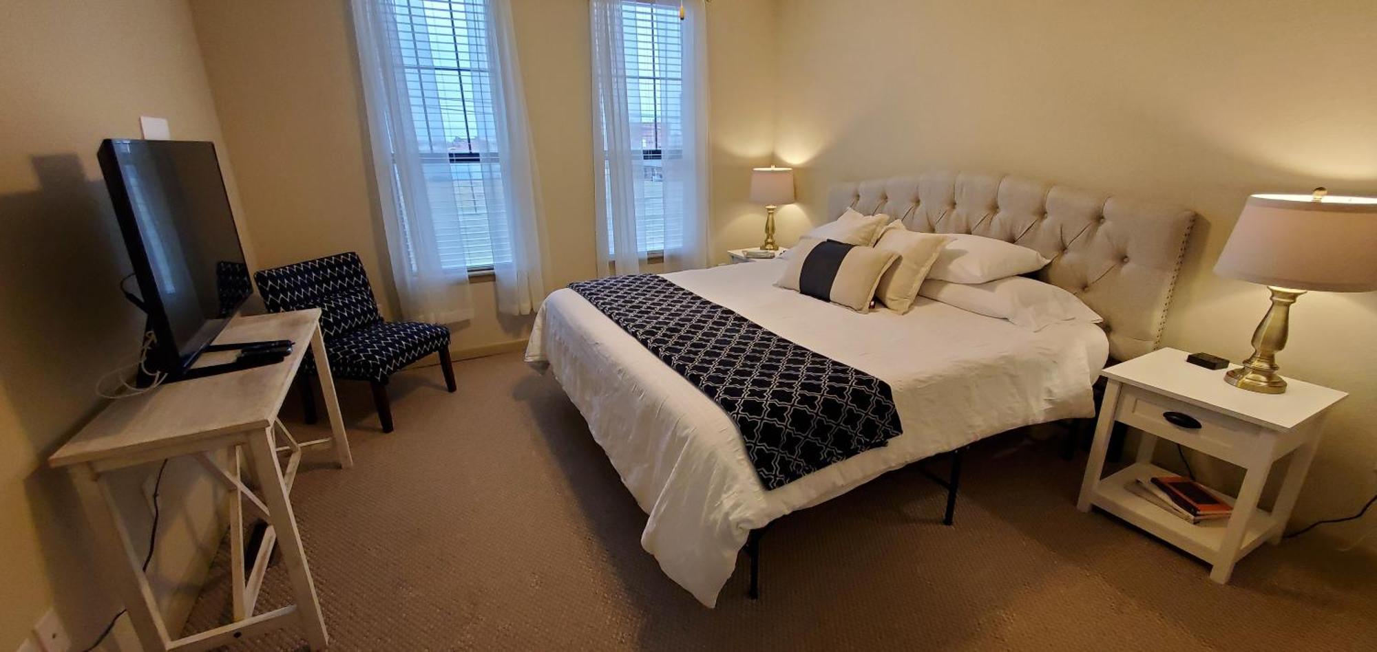 Old Fort Loft King & Queen Suites Nearest Accomodation To Marshals Museum Power Your Ev For Free! Форт-Смит Экстерьер фото